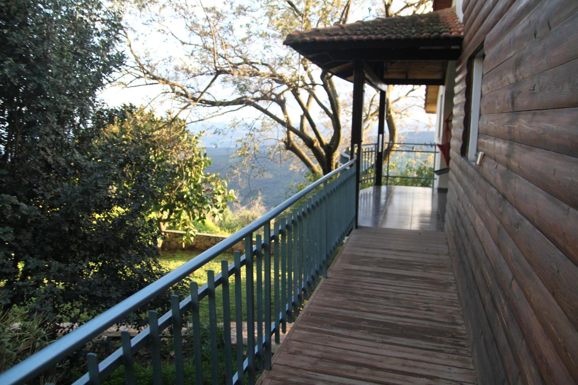 Switzerland In Amirim Villa Exterior photo